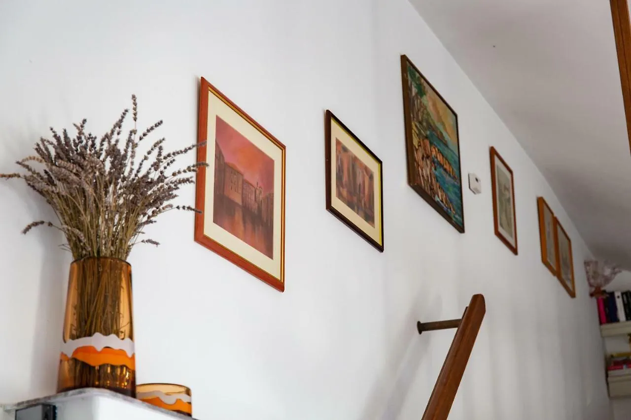 Guesthouse Vialli Split 0*,