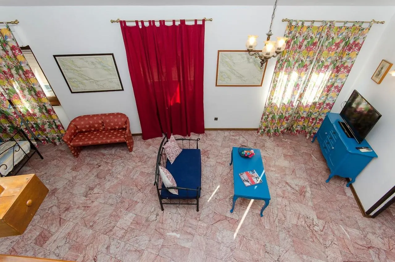 Apartment Guesthouse Vialli Split